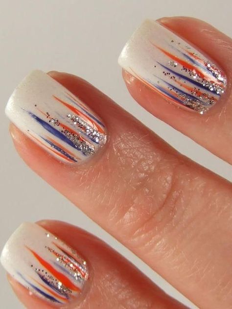 simple fireworks nails Anc Nails, Waterfall Nails, Firework Nails, Football Nails, Patriotic Nails, Fourth Of July Nails, 4th Of July Nails, Polish Ideas, Her Nails