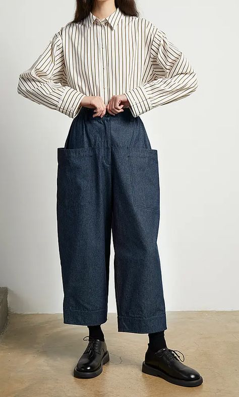 Dark Denim Pants, Culottes Outfit, Relaxed Trousers, Blue Striped Top, Black Cropped Pants, Large Clothes, Trouser Style, Clothing Size Chart, Spring 2024