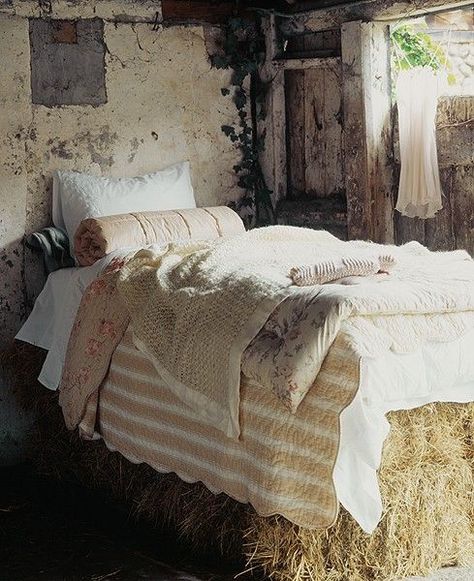 Stack Bed, Heidi Aesthetic, Hay Bed, Antique Bedrooms, Shepherds Cottage, Cozy Afternoon, Rustic Romance, Bedroom Bliss, Hay Bales