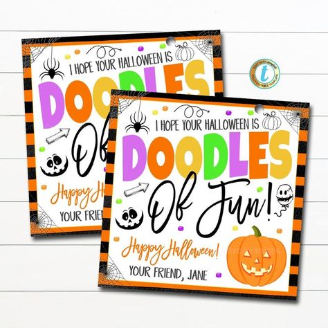 Halloween Doodles of Fun Gift Tags! These delightful Halloween tags are purr-fect for gifting to all your loved ones! Kids, teachers, pals, and the whole gang will 'oooh' and 'ahhh' over this creative present-topper! Just customise, print, holepunch, and wrap around any gift you pick! ________________________________________________ Edit in your browser or mobile device after purchase with Templett.com 💻  Try before you buy - Click here to demo [Collection] Halloween Food Tags, Fall Party Favors, Halloween Gift Tags, Candy Fruit, Halloween Fruit, Children Crafts, Popcorn Gift, Fruit Snack, Snack Gift