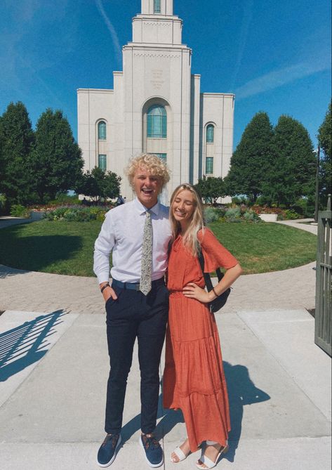 Lds Couple Goals, Temple Date Aesthetic Couple, Lds Goals, Temple Couple, Couple Photo Aesthetic, 2025 Vibes, Couple Advice, Romantic Stuff, Getting Baptized