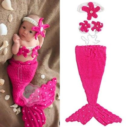 Crochet Mermaid Outfit Costume Crocheted Mermaid, Crochet Newborn Outfits, Crochet Costumes, Newborn Photo Outfits, Baby Costumes Girl, Baby Kostüm, Baby Fotografie, Crochet Mermaid, Infant Photography Props