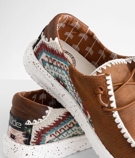 Western Hey Dudes, Aztec Shoes, Hey Dude Shoes Women, Custom Hey Dudes, Casual Country Outfits, Country Shoes, Country Hats, Shoe For Women, Cowgirl Accessories