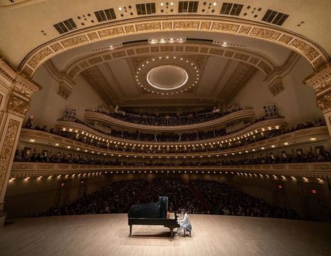 Carnegie Hall on Instagram: “Pianist Mitsuko Uchida continued her multi-season exploration of Schubert’s complete piano sonatas with a recital devoted to the composer.…” Aesthetic Hall, Piano Performance Aesthetic, Grand Piano Aesthetic, Grand Piano Aesthetic Dark, Grand Piano Photography, Pianist Performance, Piano Recital, Carnegie Hall, Couples Vibe