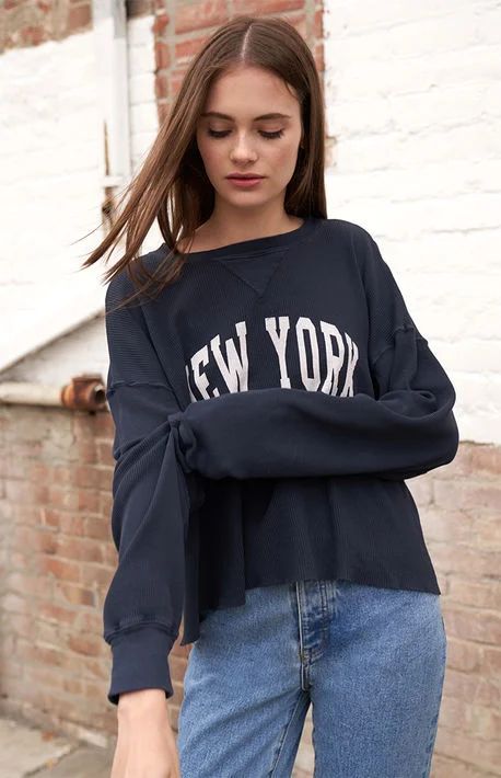 Blue New York, New York Sweatshirt, Western Outfits Men, Cozy Pullover, Sweat Hoodie, Comfy Sweatshirt, John Galt, Brandy Melville Tops, Top Graphic Tees