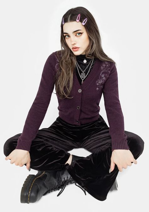 Plum Shirt Outfit, Purple Long Sleeve Shirt Outfit, Purple Cardigan Outfits, Purple Fits, Purple Knit, Mazzy Star, Crop Cardigan, Purple Cardigan, Purple Outfits