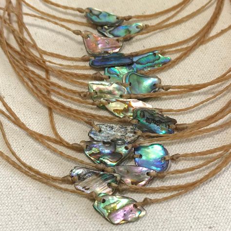 Sea Shell Jewelry Ideas, Paua Shell Craft, Shell Jewelry Ideas, Beach Choker, Seashell Anklet, Paua Shell Jewelry, Waterproof Bracelet, Abalone Shell Necklace, Abalone Jewelry