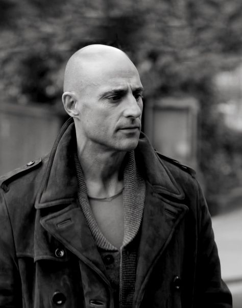 Shaved Head Styles, Shaved Head With Beard, Mark Strong, Men Are Men, Bald Man, Bald Men, Shaved Head, Buzz Cut, Hot Actors