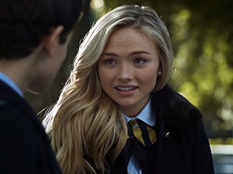 Natalie Alyn Lind Gotham, Morena Baccarin Gotham, Silver St Cloud, Hailey Quinn, Tvd Fanfiction, Natalie Lind, David Mazouz, Gotham Tv Series, Natalie Alyn