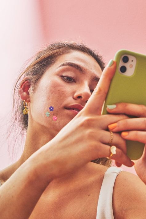 The Truth About TikTok's Face-Taping Trend For Wrinkles Kelly Tiktok, Matthew Kelly, Minimize Wrinkles, Nighttime Skincare, Facial Plastic, Hormonal Acne, Popsugar Beauty, Layers Of Skin, Prevent Wrinkles