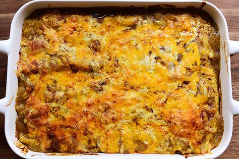 Chicken  Green Chile Enchiladas by Ree Drummond / The Pioneer Woman, via Flickr Pioneer Woman Chicken, Enchilada Skillet, Green Chile Enchilada Sauce, Ree Drummond Recipes, Green Chile Enchiladas, Pioneer Women Cooks, Ree Drummond, Make Ahead Meals, The Pioneer Woman