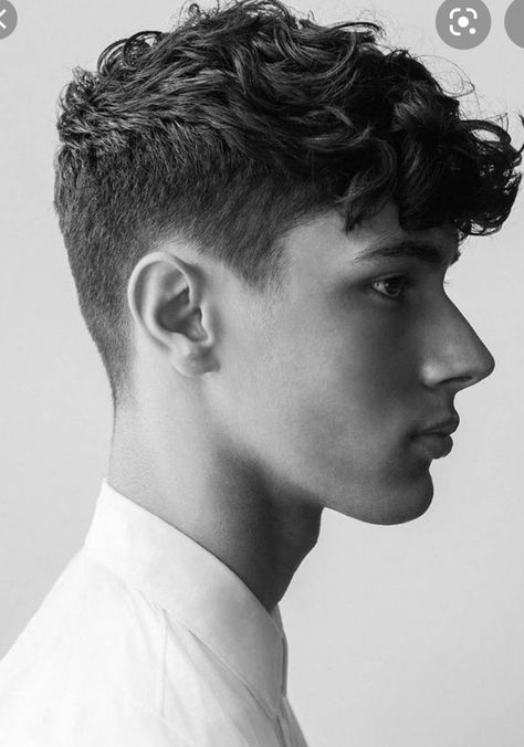 Mens Hairstyles Fade, Men Haircut Curly Hair, Thick Curly Hair, Black Men Hairstyles, Haircuts For Curly Hair, Corte De Cabelo Masculino, Mens Haircuts Short, Curly Hair Men