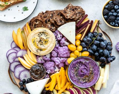 Purple Appetizers, Hummus Appetizers, Hummus Flavors, Appetizers Ideas, 4th Of July Recipes, Appetizer Platter, Crowded Kitchen, Roasted Garlic Hummus, Vegan Queso