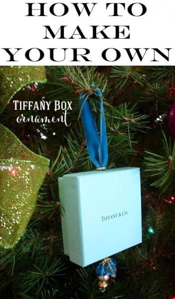 Tiffany box Christmas tree ornament. #Christmas #ChristmasTreeIdeas #EasyDIY #Tiffanys Box Christmas Tree, Glam Christmas Decor, Front Door Christmas Decorations, Blue Christmas Decor, Tiffany Box, Diy Christmas Tree Ornaments, Blue Christmas Tree, Clever Gift, Christmas Front Doors