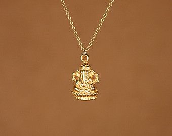 Ganesha Necklace, Palm Necklace, God Ganesh, Om Necklace, Gold Earrings Indian, Indian God, Yoga Necklace, Asian Jewelry, Gold Ring Designs