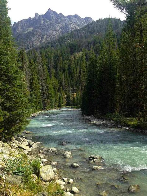 Backpacking the Wind River Range at Green River Lakes Trailhead Social Media Marketing Strategies, Wind River, Water Spirit, Spaghetti Western, Mountain River, River Art, Green River, Square Top, Social Media Strategy