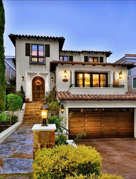 Spanish Style Home Plans Layout, Small Spanish Colonial House, Mexican House Layout, Small Spanish House Exterior, Spanish Bloxburg House, Medditeranean Style Home Exterior, California Spanish Style Homes, Small Hacienda Style Homes, Spanish Villa Kitchen