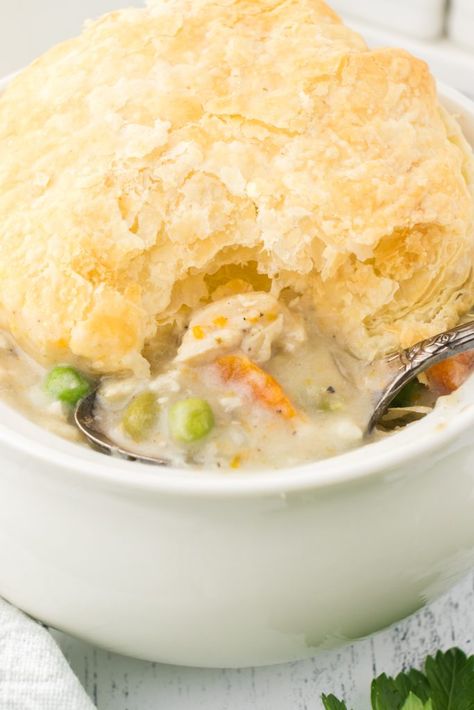 Enjoy a cozy, comforting meal with this easy instant pot chicken pot pie casserole featuring tender chicken, creamy vegetables, and a flaky puff pastry crust. An easy dinner ready in under an hour! Instant Pot Chicken Pot Pie, Puff Pastry Chicken, Pot Pie Casserole, Chicken Pot Pie Casserole, Homemade Chicken Pot Pie, Puff Pastry Crust, Easy Chicken Pot Pie, Using A Pressure Cooker, Pot Pies Recipes