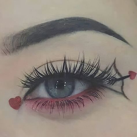 Teknik Makeup, Maquillage Yeux Cut Crease, Make Up Designs, Eyeliner Ideas, Cute Eye Makeup, Graphic Makeup, Swag Makeup, Smink Inspiration, Makijaż Smokey Eye