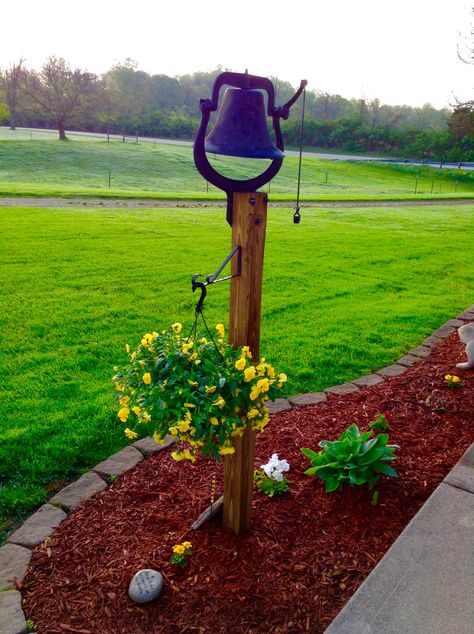 Cast Iron Bell On Post, Dinner Bell Outdoor, Dinner Bell Post, Camper Porch, Bell Stand, Cottage Yard, Cast Iron Bell, Bell Gardens, Antique Bell