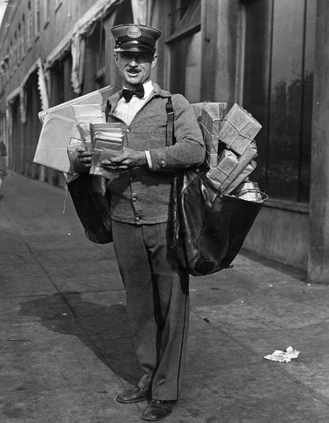 Los Angeles mail carrier delivering Christmas mail - December 18th, 1929 Letter Boxes, Christmas Mail, Going Postal, Mail Boxes, Mail Carrier, You've Got Mail, United States Postal Service, Mail Delivery, Tarzan