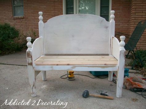 Diy Bank, Headboard Benches, Old Headboard, Making A Bench, Headboard Bench, Old Beds, Diy Headboards, Diy Headboard, Diy Bench