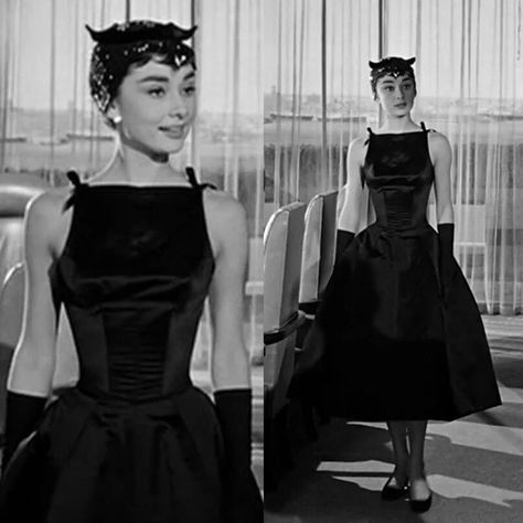 Sabrina Audrey Hepburn Dresses, Audrey Hepburn Sabrina Dress, Orchestra Outfit, Audrey Hepburn Black Dress, Iconic Black Dress, Audrey Hepburn Style Outfits, Chanel Little Black Dress, Sabrina Audrey Hepburn, Movie Clothes