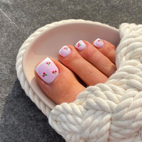 27 Summer Pedicure Designs: Bright Colors, Bling, and Beach Nails Cherry Blossom Pedicure, 2024 Toe Nail Trends, Cherry Toe Nails, Pedicure Design Ideas, Summer Pedicure Designs, Pedicure Rosa, Deep Red Nail Polish, Green Toe Nails, Pedicure Design