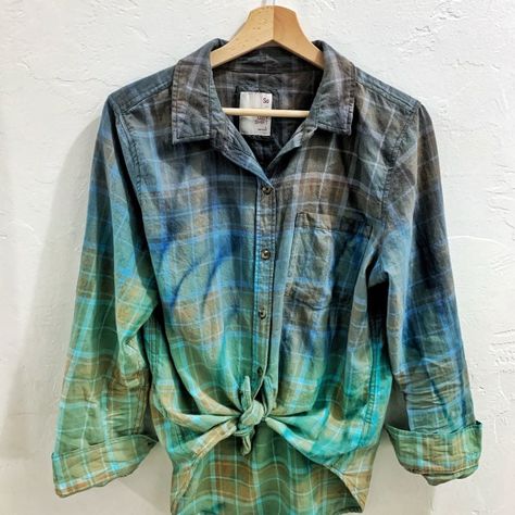 Search Results for “Ombré dyed shirt” Ombre Flannel Shirt, Flannel Shirt Refashion, Bleach Shirt Diy, Ty Dye, Porch Interior, Bleached Flannel Shirt, Diy Tie Dye Shirts, Vintage Porch, Ombre Shirt