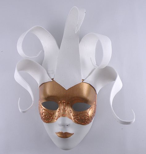 Venitian Mask Diy, Diy Mardi Gras Ornaments, Diy Carnival Mask, Mardi Gras Masks Diy, Diy Venetian Mask, How To Make Masquerade Masks, Mardi Gras Mask Ideas, Foam Mask Diy, Carnival Masks Diy