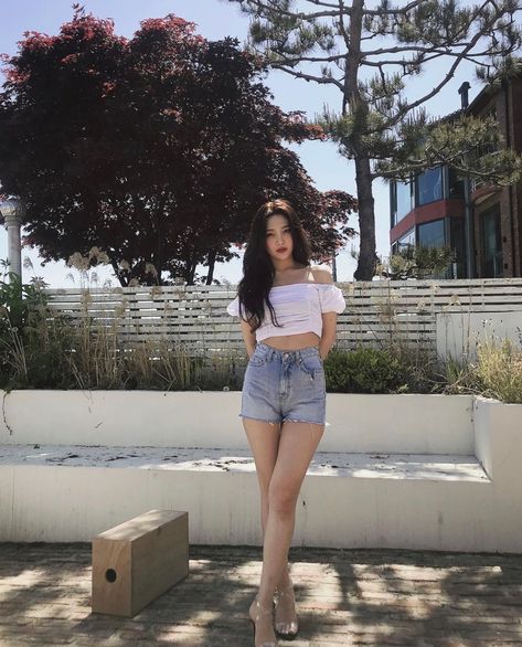 Joy  Body Goals Wendy Yeri, Joy Instagram, Irene Seulgi, Joy Red Velvet, Jennie Rose, Park Sooyoung, Blackpink Blink, Red Velvet Joy, Velvet Fashion