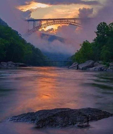 West Virginia Photography, New River Gorge Bridge, West Virginia Mountains, The Most Beautiful Pictures, Scene Tattoo, Virginia Art, Bridge Painting, Road Trip Places, New River Gorge