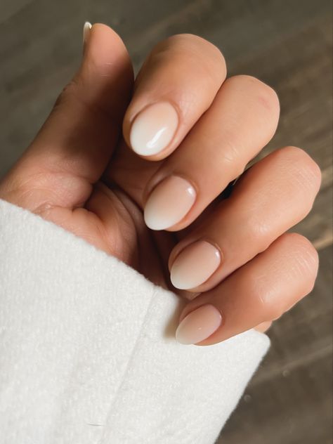 French Ombre Nails - Short Soft Almond Shape - Funny Bunny White & A07 Natural Nude American Tip Nails, Ombre French Tip Nails, Ombre French Tip, French Ombre Nails, Natural Almond Nails, French Fade Nails, Ombre French Nails, Short Almond Shaped Nails, Ombre Chrome Nails