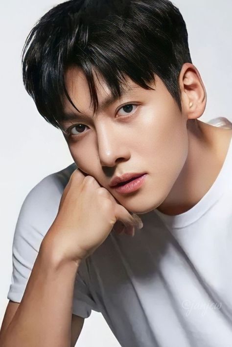 Ji Chang Wook Photoshoot, Ji Chang Wook Smile, Asian Men Hairstyle, Intro Youtube, Drama Tv Shows, So Ji Sub, Chang Wook, Korean Drama Best, Famous Men