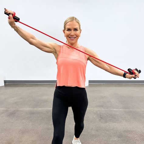 10 Benefits of Resistance Bands for Home Workouts Band Exercises, Heavy Weights, Resistance Band Exercises, Upper Body Strength, Body Balance, Build Strength, Improve Flexibility, Resistance Training, Resistance Bands