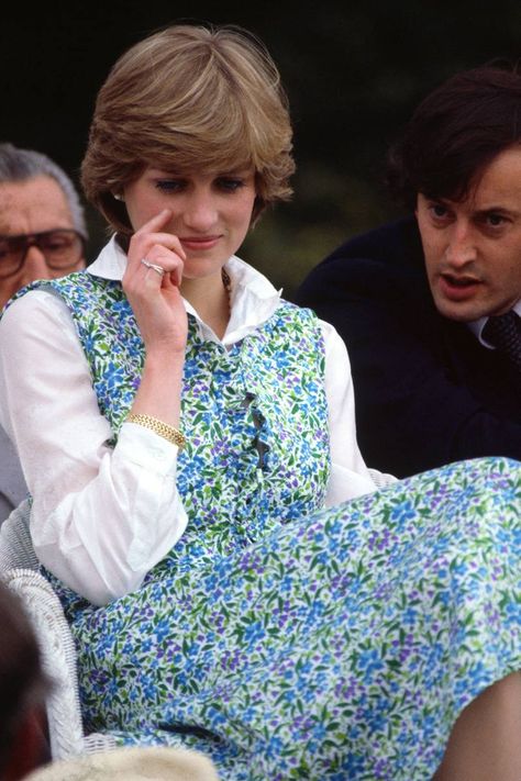 Chintzy Dress Trend | British Vogue Princess Diana Outfits, Diana Outfits, Spencer Family, Princess Diana Fashion, Princess Diana Photos, Princess Diana Family, Princess Diana Pictures, Polo Match, Diana Fashion