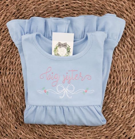 Big Sister Embroidery Designs, Sister Embroidery, Baby Applique, Girl Embroidery, Monogram Ideas, Sisters Dress, Baby Design, Monogram Design, Embroidery Ideas