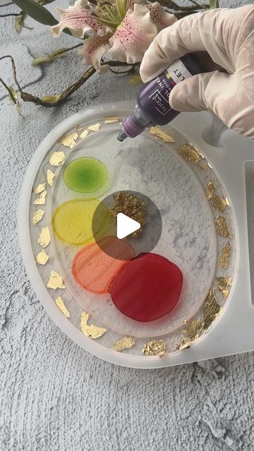 Saniya Shaikh | Resin art | 3d flower bloom | Nashik on Instagram: "“Get creative and make your own stunning rainbow 🏳️‍🌈 resin flower bloom 🌸 in just a few steps!”  Resin from @resincult  Mold from @moldsandartsupplies @moldsandartsuppliess  Alcohol inks from @beyondinks  Artist @sanis_art_studio   Rainbow resin flower, Resin art, Colourful home accents, Easy diy projects, Colourful crafts, Flower bloom, Handmade, Handcrafted, Tutorial, Making , Creative process   #resinart #resinartwork #rainbow #rainbowresinart #resinflowers #resinart_daily #resinart_ideas #resinartistsofinstagram #resinartsupplies #resinartindia #artreels #reelsinstagram #exploreflorals #explore #nashik" Thanksgiving Resin Ideas, Epoxy Alcohol Ink, How To Color Resin, Resin Art Videos, Unique Resin Ideas, Colourful Crafts, Alcohol Ink Resin Art, Saniya Shaikh, Flower Resin Art