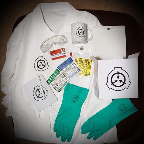 Scp Logo, Scp 049, Skins Minecraft, Scp Foundation, Roblox Memes, Level 4, Protective Gloves, Cardboard Box, Unisex Shirts