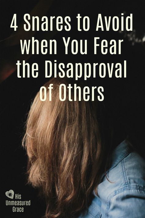 You are snared when you fear the disapproval of others so you neglect to fear God. In looking at 4 snares you will find how to detox from the fear of man. #hisunmeasuredgrace #fearless #faith #Bible #God #Jesus Fear Of Man, Biblical Counseling, Homeschool Quotes, Fear No Man, Fear God, Biblical Principles, High Value Woman, Lord Of Hosts, Christian World