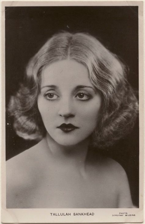 Midsummer Makeup, 30s Hollywood, 1920 Makeup, 1920's Makeup, 1930s Makeup, 1920s Clothing, Tallulah Bankhead, 1920s Women, Old Portraits