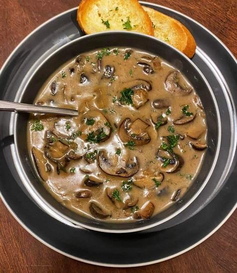 Hungarian Mushroom, Hungarian Mushroom Soup, Soup Lovers, Mushroom Soup Recipe, Keto Stuffed Peppers, Mushroom Sauce Recipe, Dairy Free Soup, Creamy Mushroom Soup, Mushroom Soup Recipes