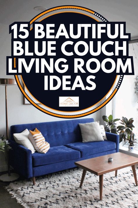 Navy Blue Sofa Coastal Living Room, Dark Navy Blue Couch Living Room, Navy Couches Living Room Ideas, Blue Couch And Rug Ideas, Living Room Ideas With Blue Couch, Living Room Designs With Blue Sofa, Blue Couch Living Room Rugs, Living Room With Navy Blue Couch, Living Room Inspiration Blue Couch