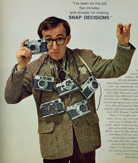 Fotocamere Vintage, Vintage Lenses, Camera Photos, Classic Camera, Woody Allen, Famous Photographers, Film Cameras, Vintage Cameras, Photography Camera