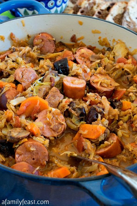 Polish Hunters Stew, Polish Bigos Recipe, Bigos Recipe, Polish Food Traditional, Pork Stew Meat, Hunters Stew, Cabbage Stew, Food Hunter, Pork Stew