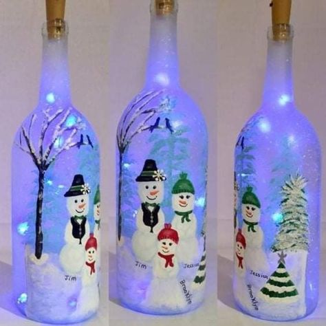 Christmas Lights Bottle, Wine Bottle Craft, Bottle Craft Ideas, Diy Wine Bottle, Wine Bottle Crafts Christmas, Liquor Bottle Crafts, Wedding Wine Bottles, Personalized Family Ornaments, Hand Painted Wine Bottles