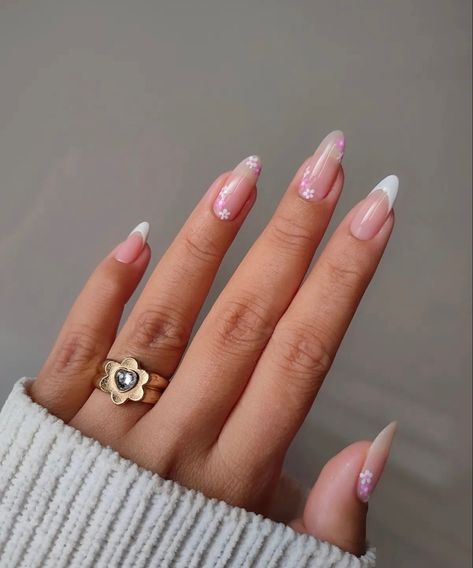 Vacation Nails 2023, Nail Art Design 2023, Vacation Nail Designs, Kylie Nails, Teen Nails, Cruise Nails, May Nails, Sassy Nails, Classy Acrylic Nails