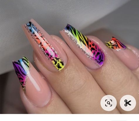 Neon Pigment Nails, Neon Animal Print Nails, Fluorescent Nails, Tape Nail Art, Animal Print Nails Art, Art Deco Nails, Tie Dye Nails, Leopard Nails, Pretty Nail Art Designs