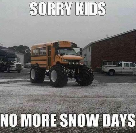 26 Randomly Awesome Images - Funny Gallery Meanwhile In Canada, Truck Memes, Christmas Humor Ecards, Truck Quotes, Humor Mexicano, Snow Days, Dump A Day, Epic Fails Funny, Memes Sarcastic