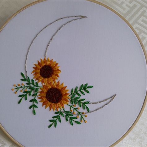 Floral moon embroidery design Mulan Embroidery, Cross Stitch Patterns Disney, Book Pixel Art, Crescent Moon Embroidery, Moon Embroidery Design, Moon Embroidery, Butterfly Cross Stitch Pattern, Autumn Cross Stitch Patterns, Fall Cross Stitch